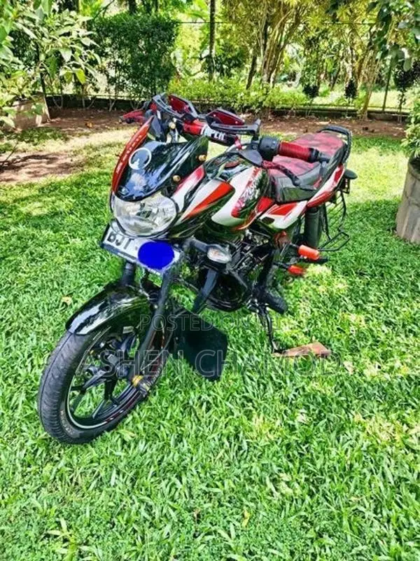 Bajaj Discover 125 2025