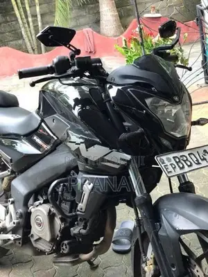 Bajaj Pulsar NS200 2015