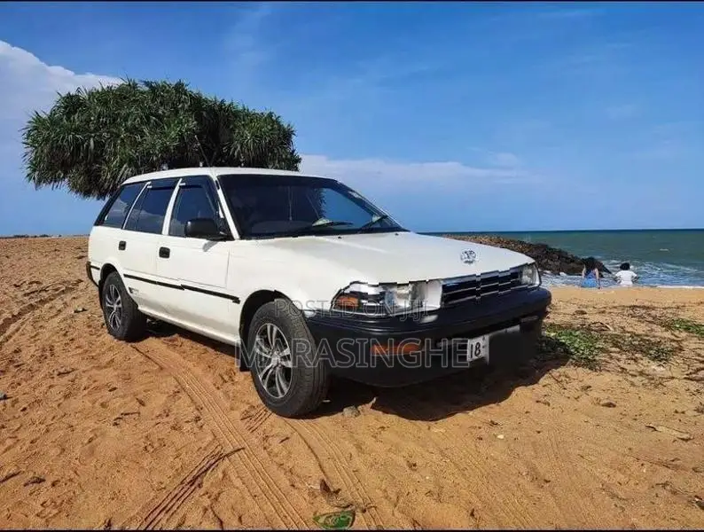 Toyota Corolla 1990