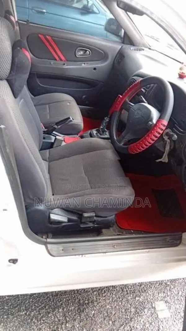 Mitsubishi Lancer 1998