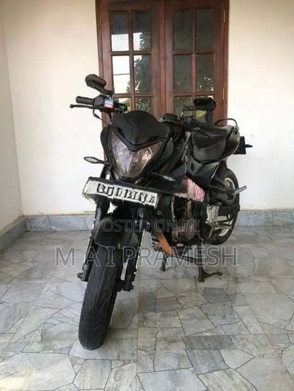 Bajaj Pulsar NS200 2016
