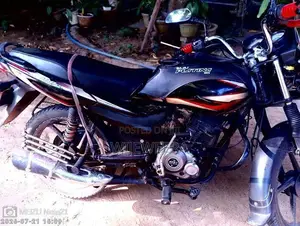 Bajaj Platina 2015