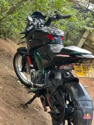 Bajaj Pulsar NS200 2017