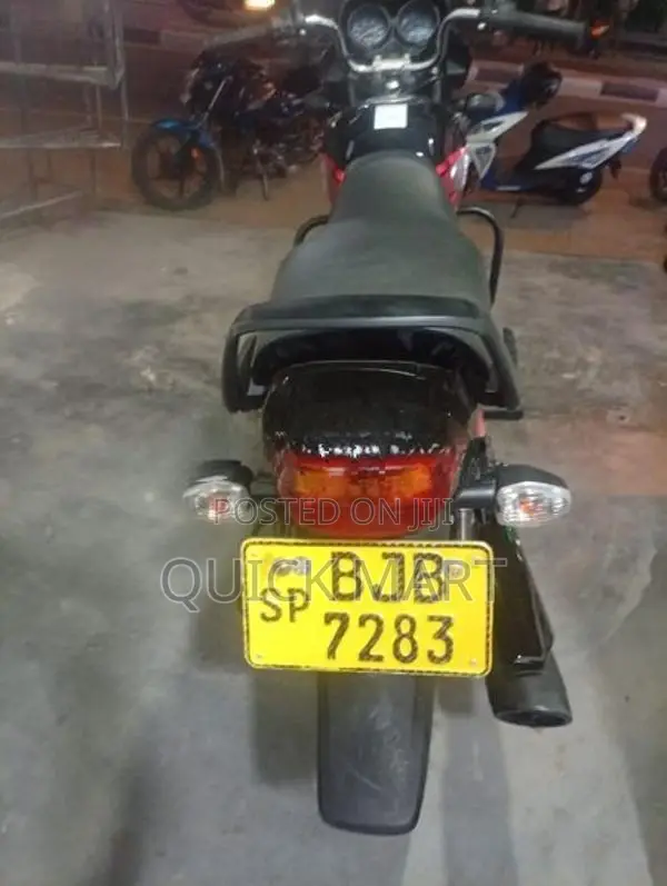 Hero HF Deluxe 2021