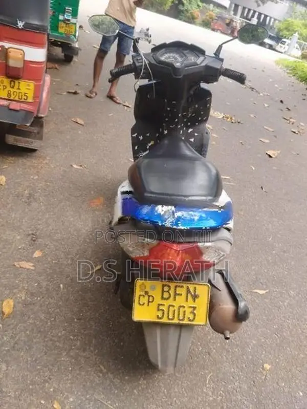 Honda Dio 2017