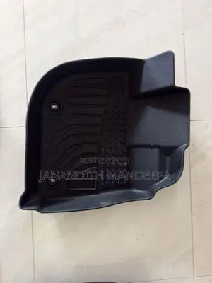 Honda Vezel Z 2025 Carpet