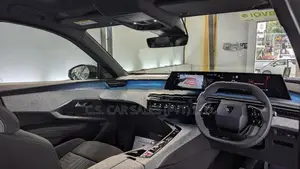 Peugeot 5008 GT 1.2L Hybrid 2025