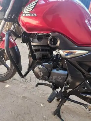 Honda CB Unicorn 2013