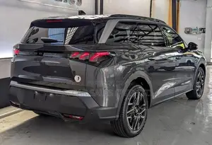 Peugeot 5008 GT 1.2L Hybrid 2025