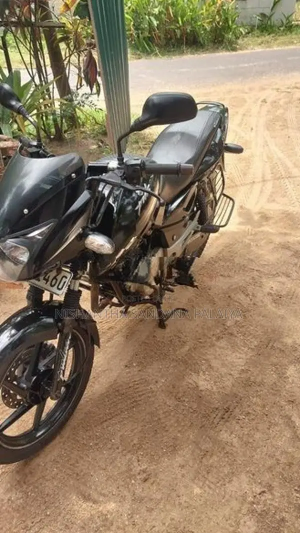 Bajaj Pulsar 150 2016