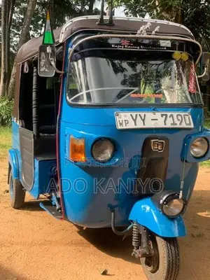 Bajaj RE 4 Stroke 2012