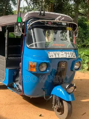 Bajaj RE 4 Stroke 2012