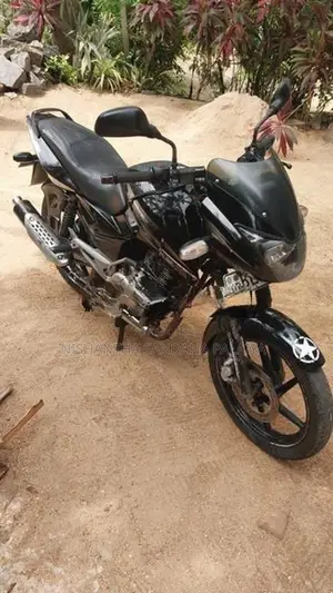 Bajaj Pulsar 150 2016