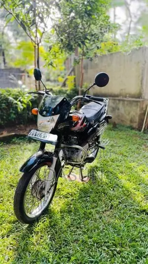 Bajaj CT100 2009