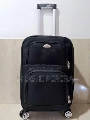 Double zipper 4 wheels
