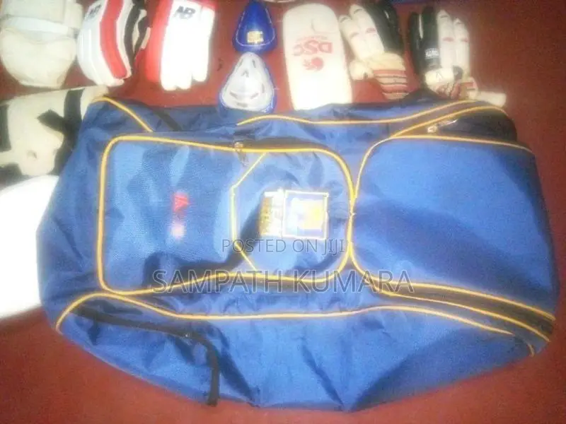 ක්‍රිකට් බඩු