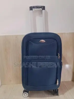 Double zipper 4 wheels