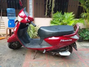 Hero Pleasure 2012