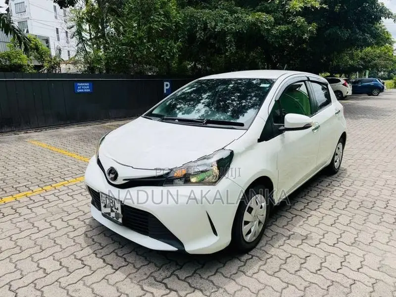 Toyota Vitz 2016