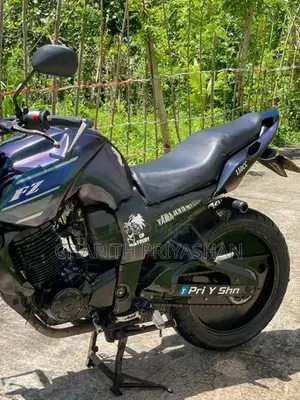Yamaha FZS V1 💯 2011