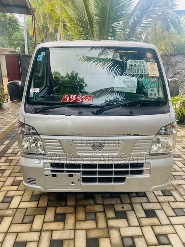 Nissan Clipper truck 2024