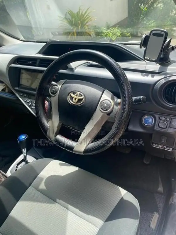 Toyota Aqua 2014
