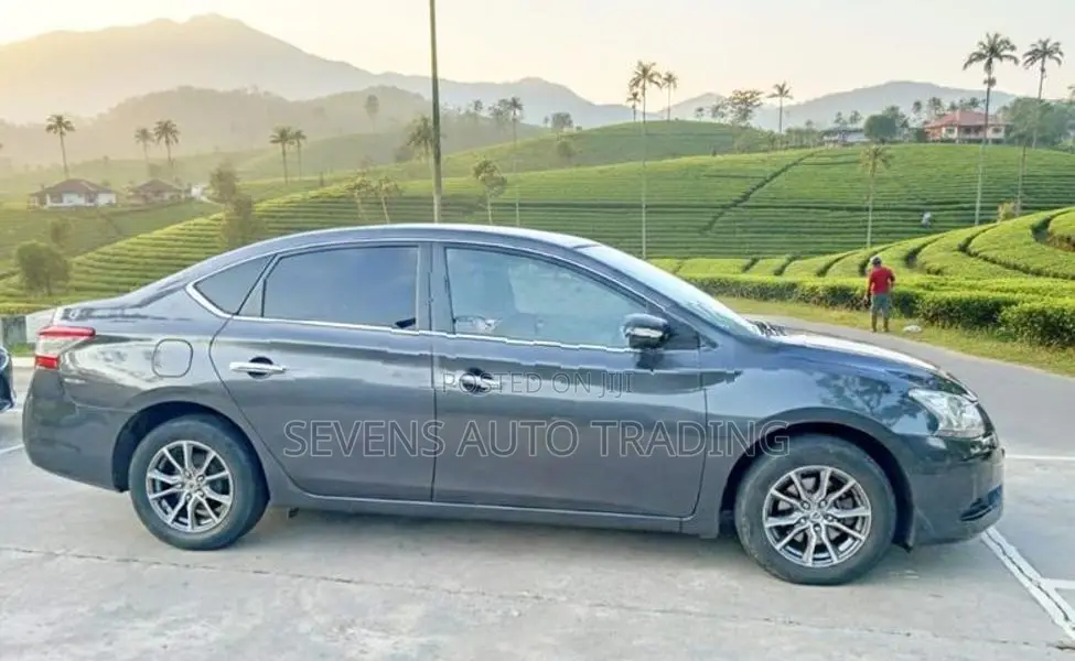 Nissan Sylphy 2012