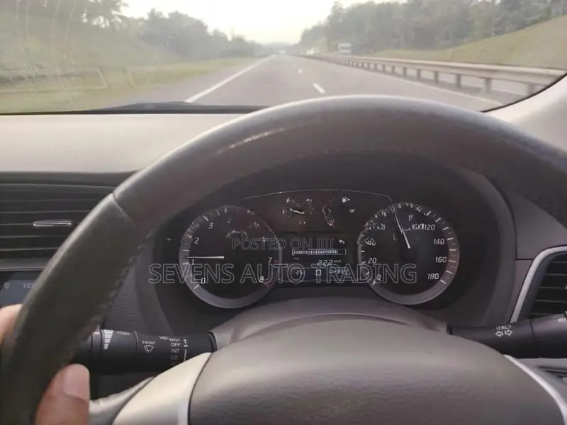 Nissan Sylphy 2012