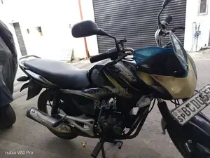 Bajaj Discover 2014