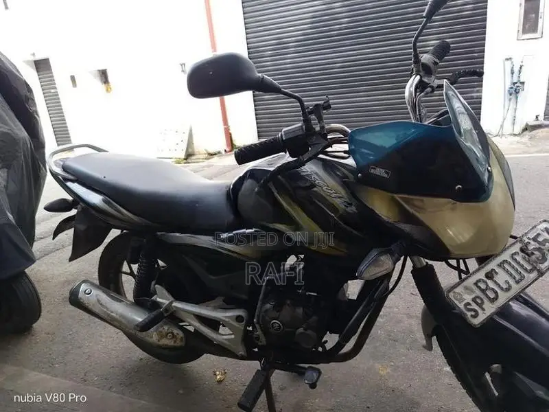 Bajaj Discover 2014