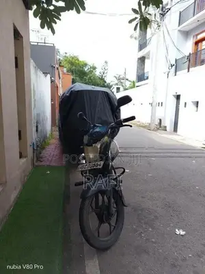 Bajaj Discover 2014