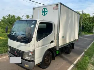 Mitsubishi Canter 10.5 Freezer 2014