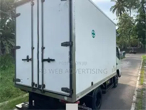 Mitsubishi Canter 10.5 Freezer 2014