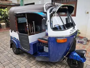 Bajaj RE 1999