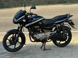 Bajaj Pulsar 150 2013