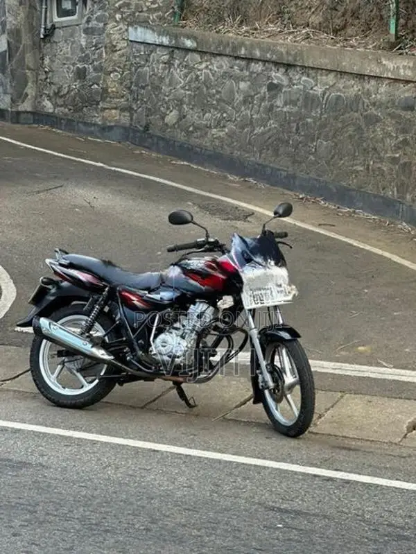 Bajaj Discover 125 2016