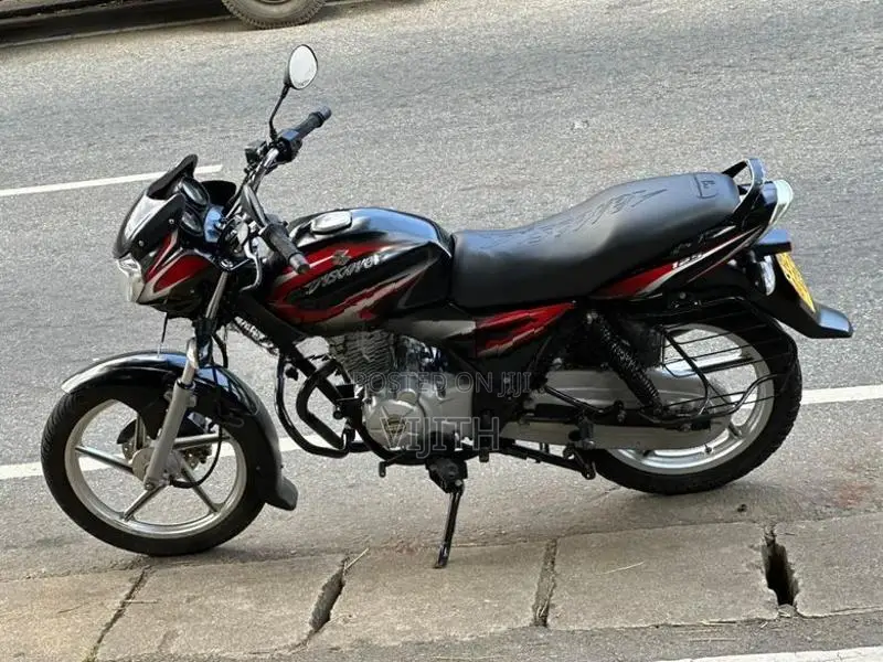 Bajaj Discover 125 2016