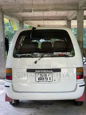 Nissan Serena 1992