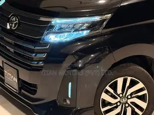 Toyota Roomy Custom G 2025