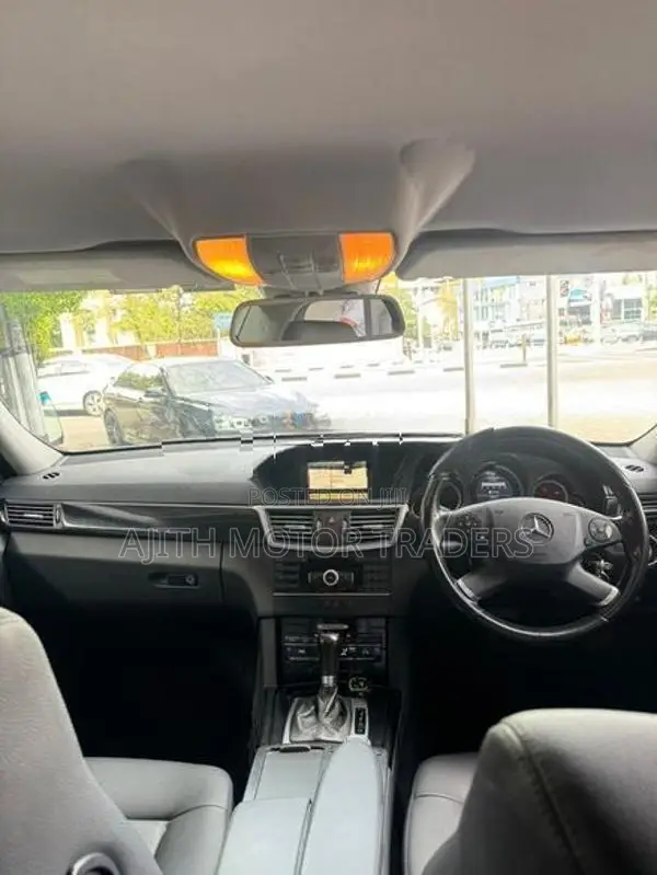 Mercedes Benz E200 W212 Avantgarde 2010