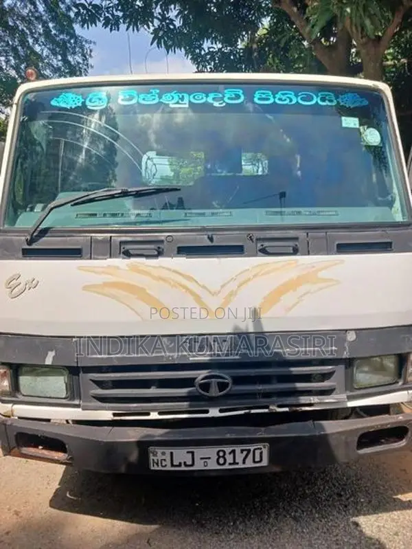 Tata Tipper 2012