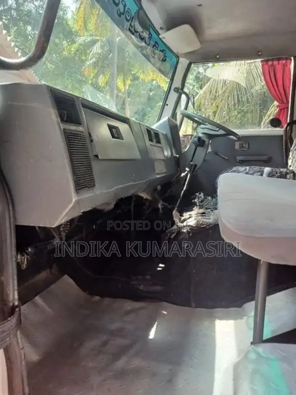 Tata Tipper 2012
