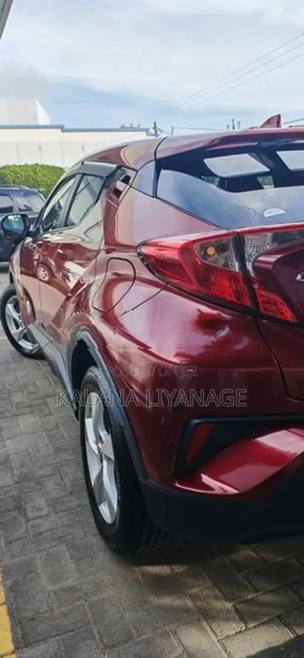 Toyota CHR SUV 2017