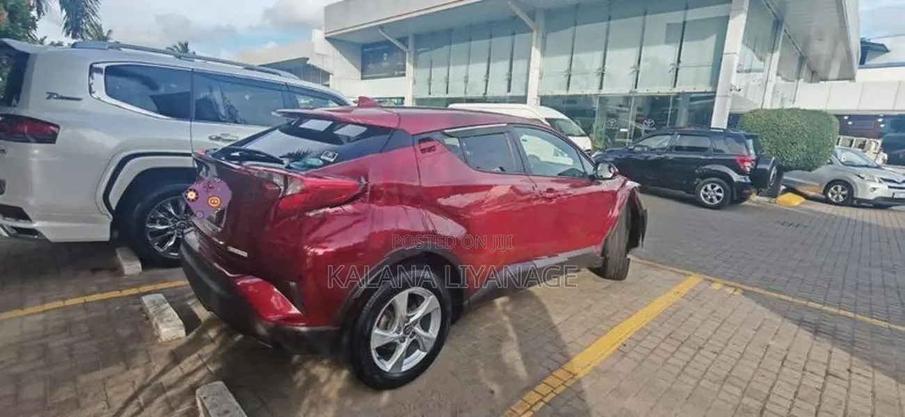 Toyota CHR SUV 2017