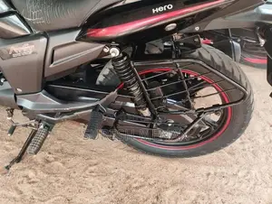 Hero Hunk 150R 9536 2018