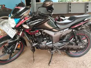 Hero Hunk 150R 9536 2018