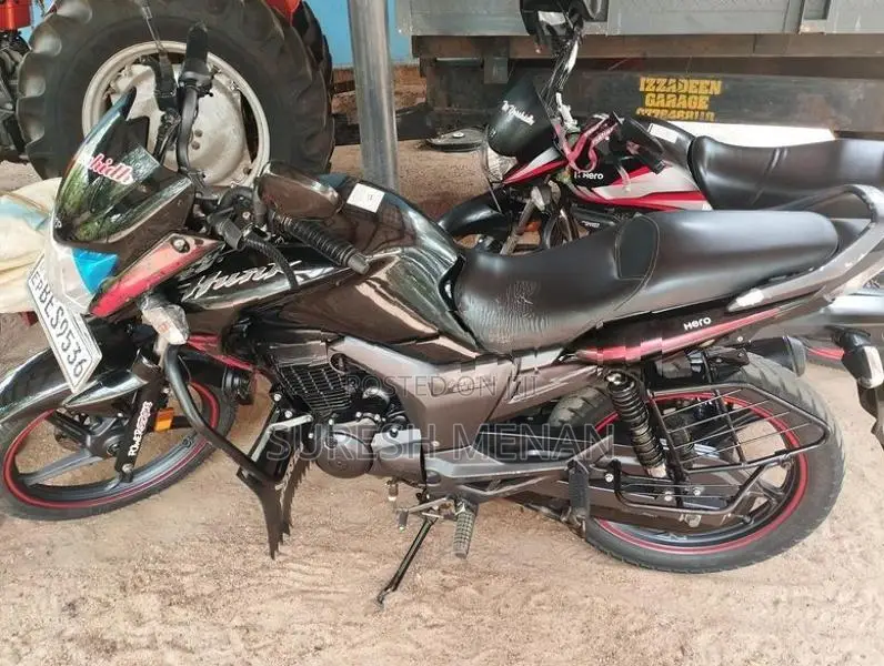 Hero Hunk 150R 9536 2018