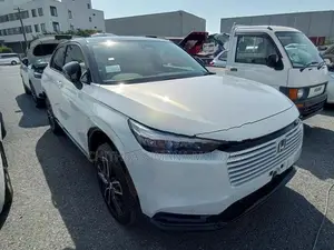 Honda Vezel Z Play with MoonRoof 2025