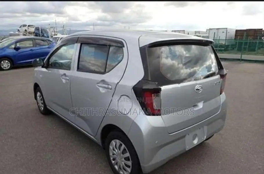 Daihatsu Mira E S - L Grade 2023