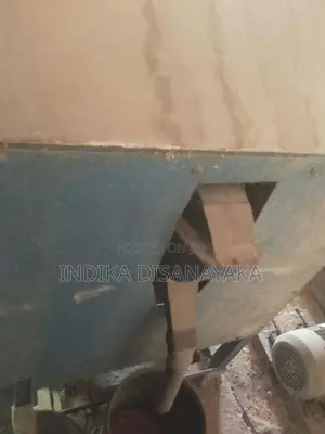 Gal Wali Machine